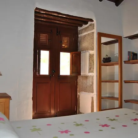 La Aldaba *