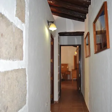 La Aldaba *
